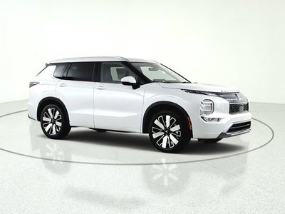 2026 Mitsubishi Outlander SEL