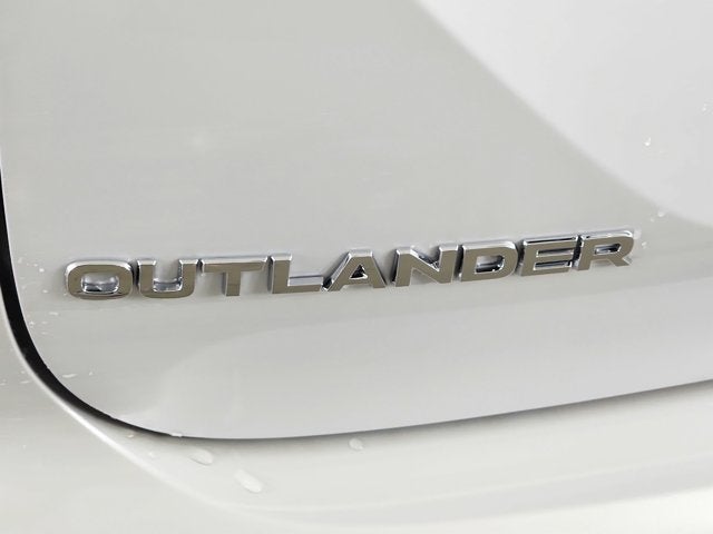 2026 Mitsubishi Outlander Base