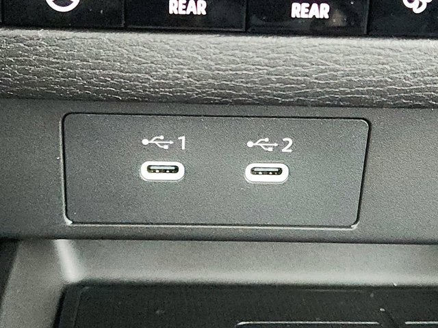 2026 Mitsubishi Outlander Base