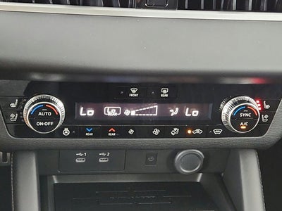 2026 Mitsubishi Outlander SEL