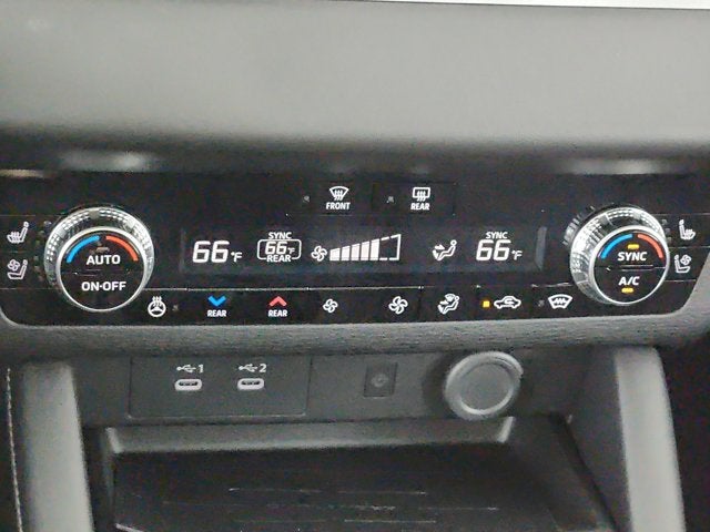 2026 Mitsubishi Outlander SEL