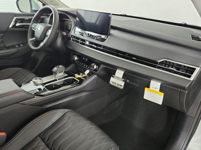 2026 Mitsubishi Outlander SEL