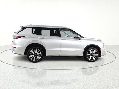 2026 Mitsubishi Outlander SEL
