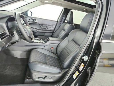 2026 Mitsubishi Outlander SEL