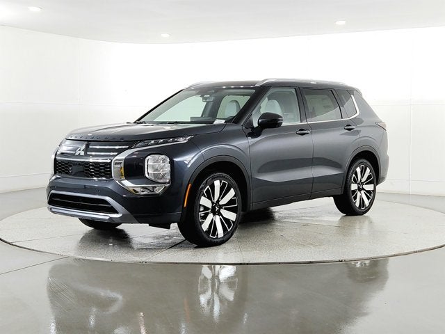 2026 Mitsubishi Outlander Base