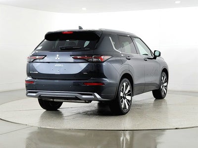 2026 Mitsubishi Outlander Base