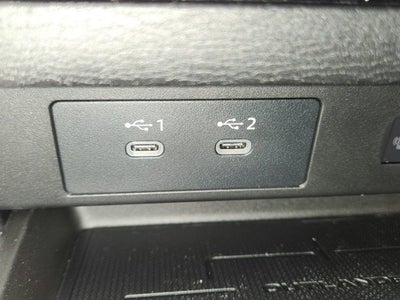 2026 Mitsubishi Outlander Base