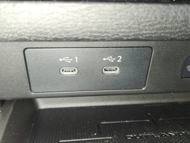 2026 Mitsubishi Outlander Base