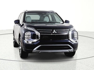 2026 Mitsubishi Outlander Base