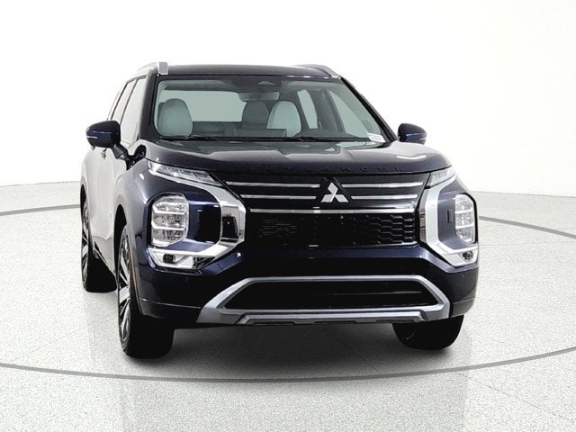2026 Mitsubishi Outlander Base