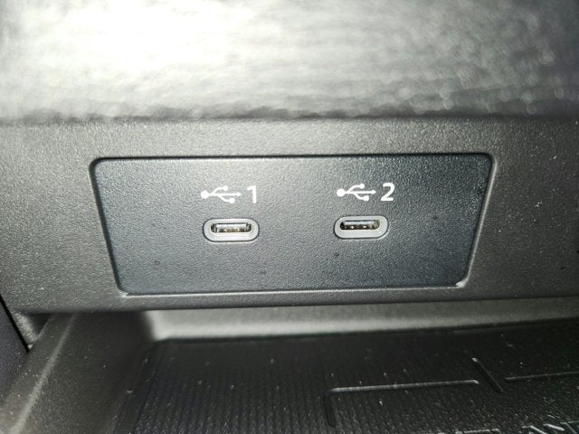 2026 Mitsubishi Outlander Base