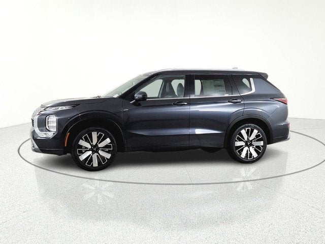 2026 Mitsubishi Outlander Base