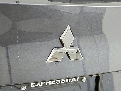 2026 Mitsubishi Outlander Base