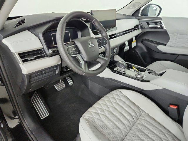 2026 Mitsubishi Outlander SEL