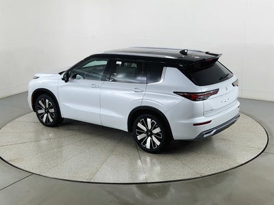 2026 Mitsubishi Outlander SEL