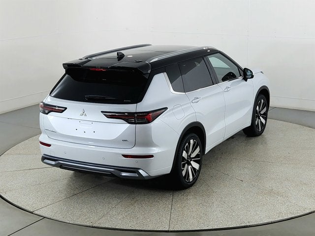 2026 Mitsubishi Outlander SEL