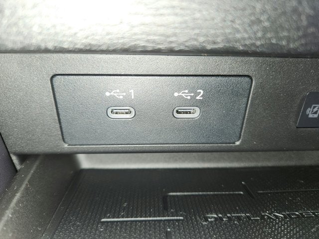 2026 Mitsubishi Outlander SEL