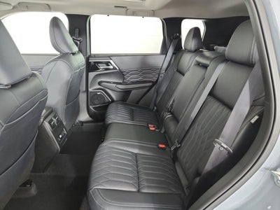 2026 Mitsubishi Outlander SEL