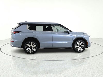 2026 Mitsubishi Outlander SEL