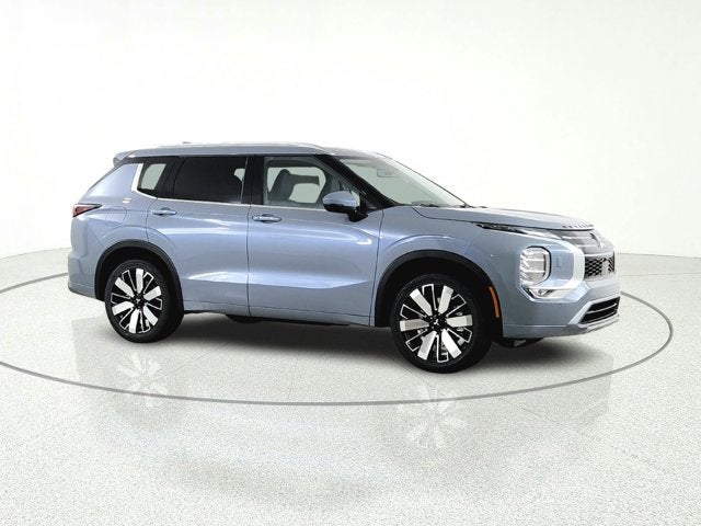 2026 Mitsubishi Outlander SEL