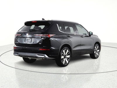 2026 Mitsubishi Outlander SEL