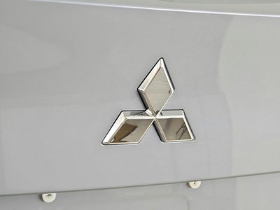 2026 Mitsubishi Outlander Plug-In Hybrid SE