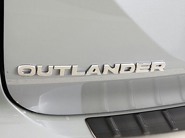 2026 Mitsubishi Outlander Plug-In Hybrid SE