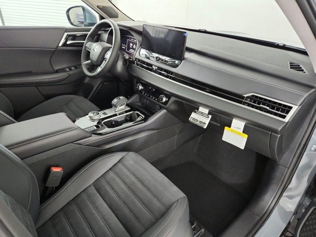 2026 Mitsubishi Outlander Plug-In Hybrid SE