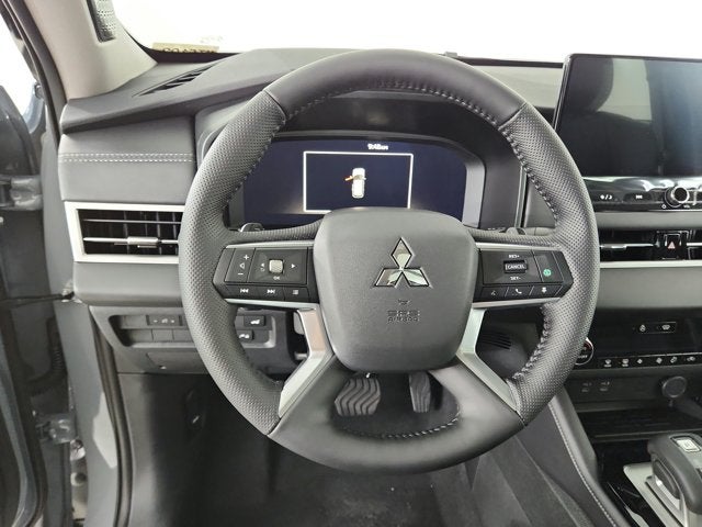 2026 Mitsubishi Outlander Plug-In Hybrid SE