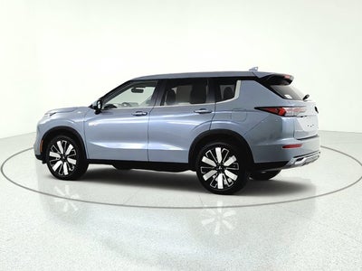 2026 Mitsubishi Outlander Plug-In Hybrid SE