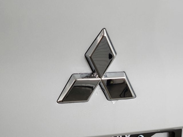 2026 Mitsubishi Outlander Plug-In Hybrid SE