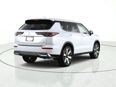 2026 Mitsubishi Outlander Plug-In Hybrid SE