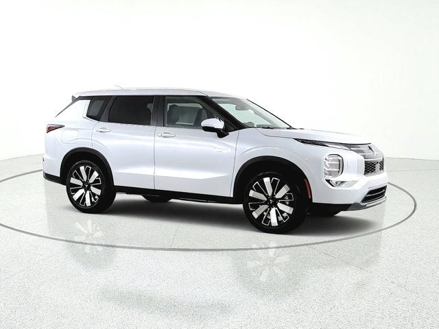 2026 Mitsubishi Outlander Plug-In Hybrid SE