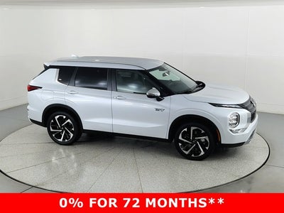 2025 Mitsubishi Outlander Plug-In Hybrid SE