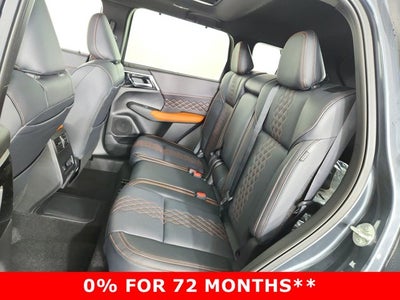 2025 Mitsubishi Outlander Plug-In Hybrid SEL