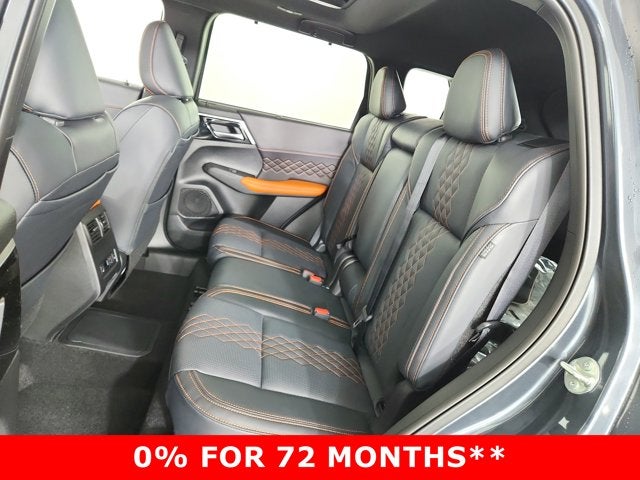 2025 Mitsubishi Outlander Plug-In Hybrid SEL