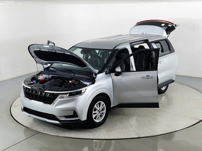 2023 Kia Carnival LX