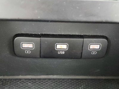 2023 Kia Carnival LX