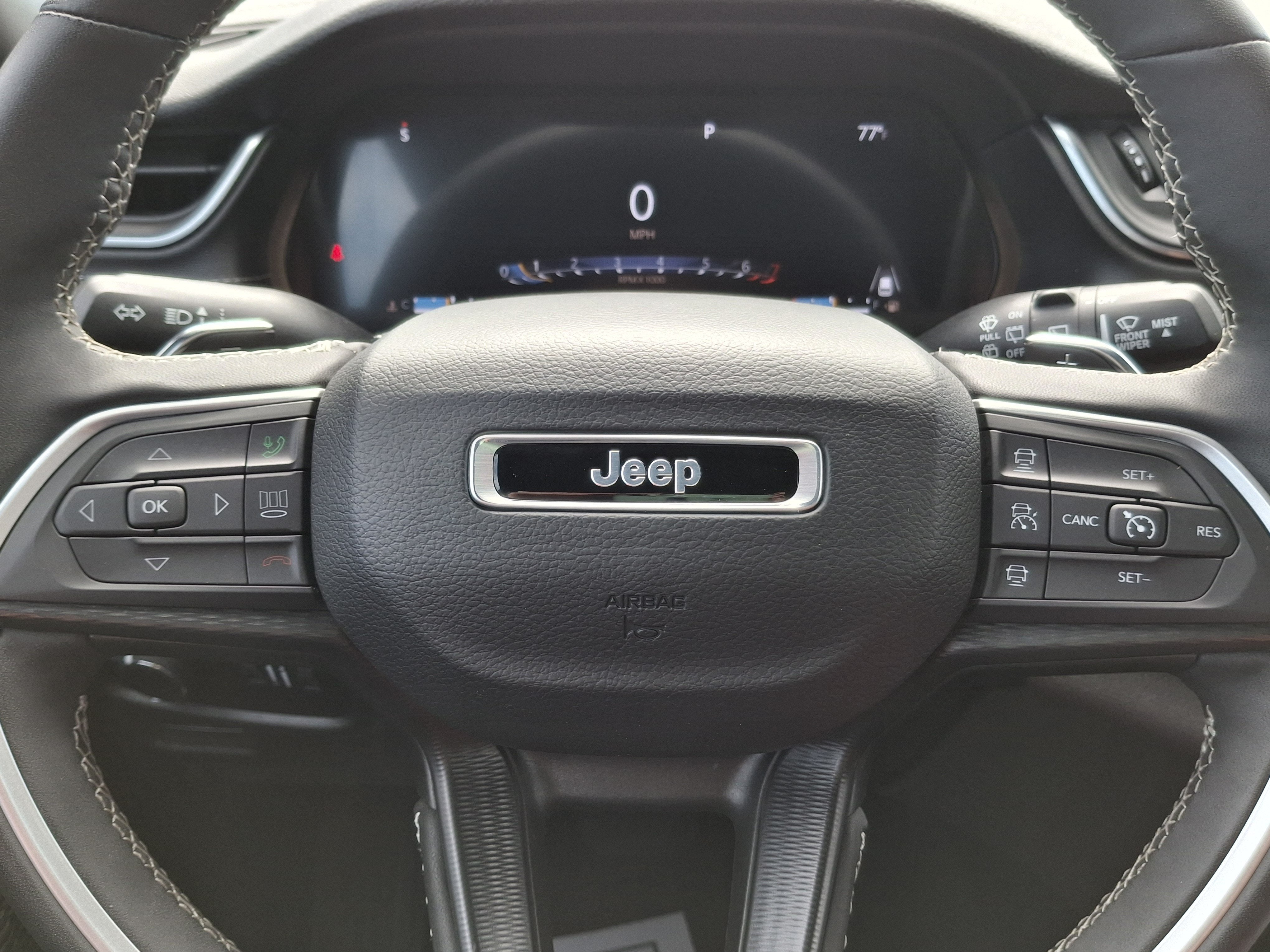 2025 Jeep Grand Cherokee Laredo X