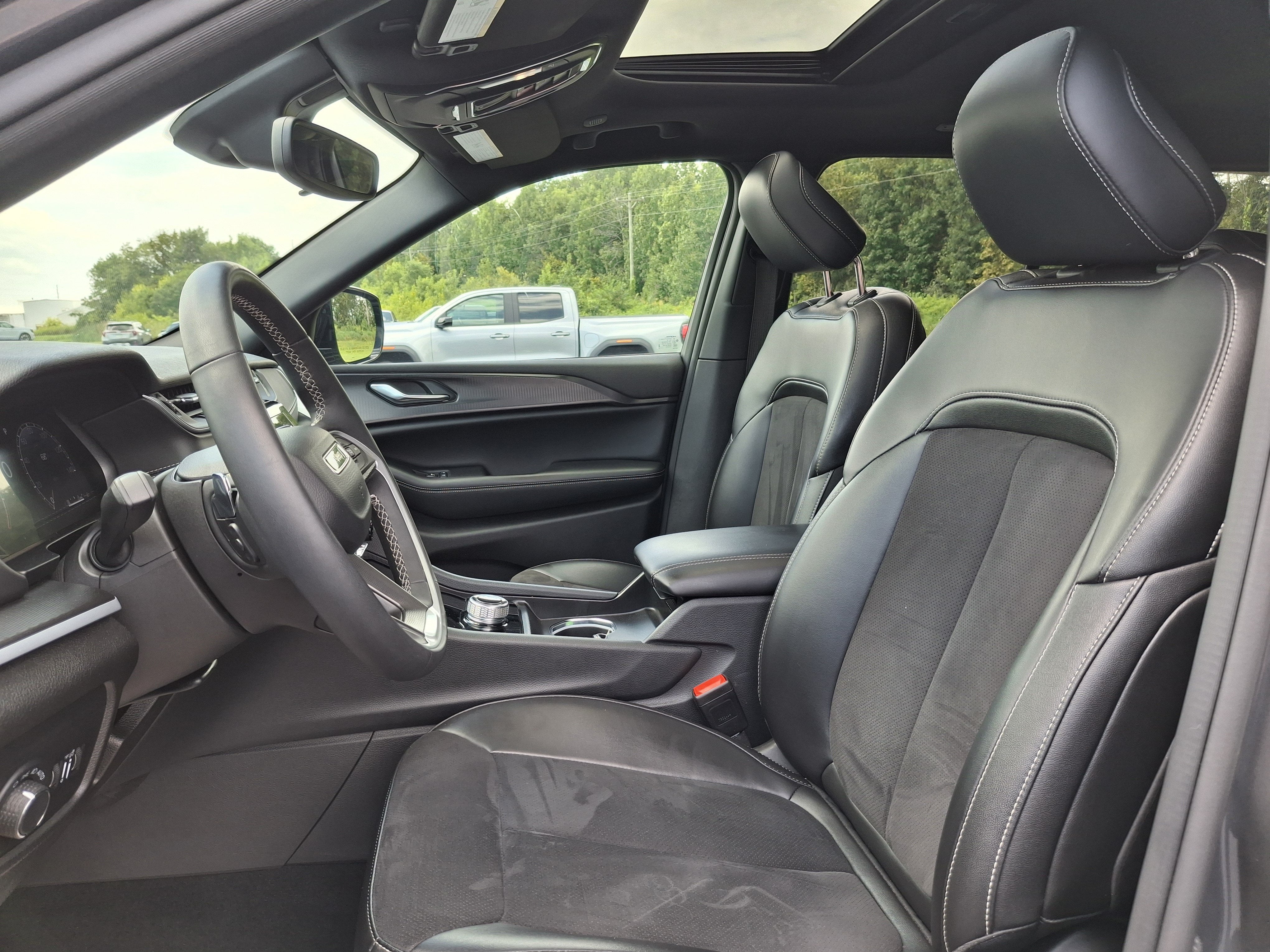 2024 Jeep Grand Cherokee Altitude X