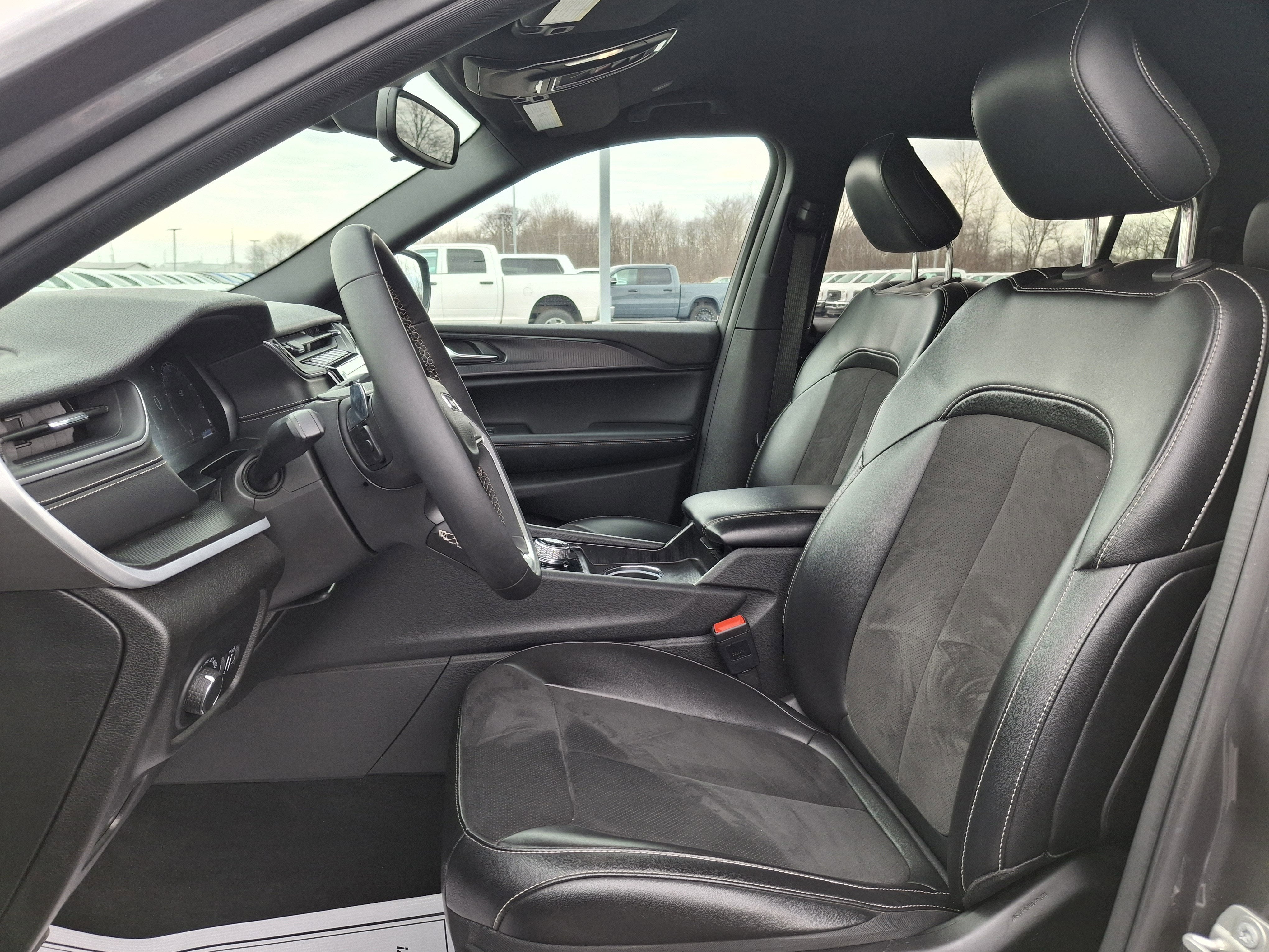 2024 Jeep Grand Cherokee L Altitude