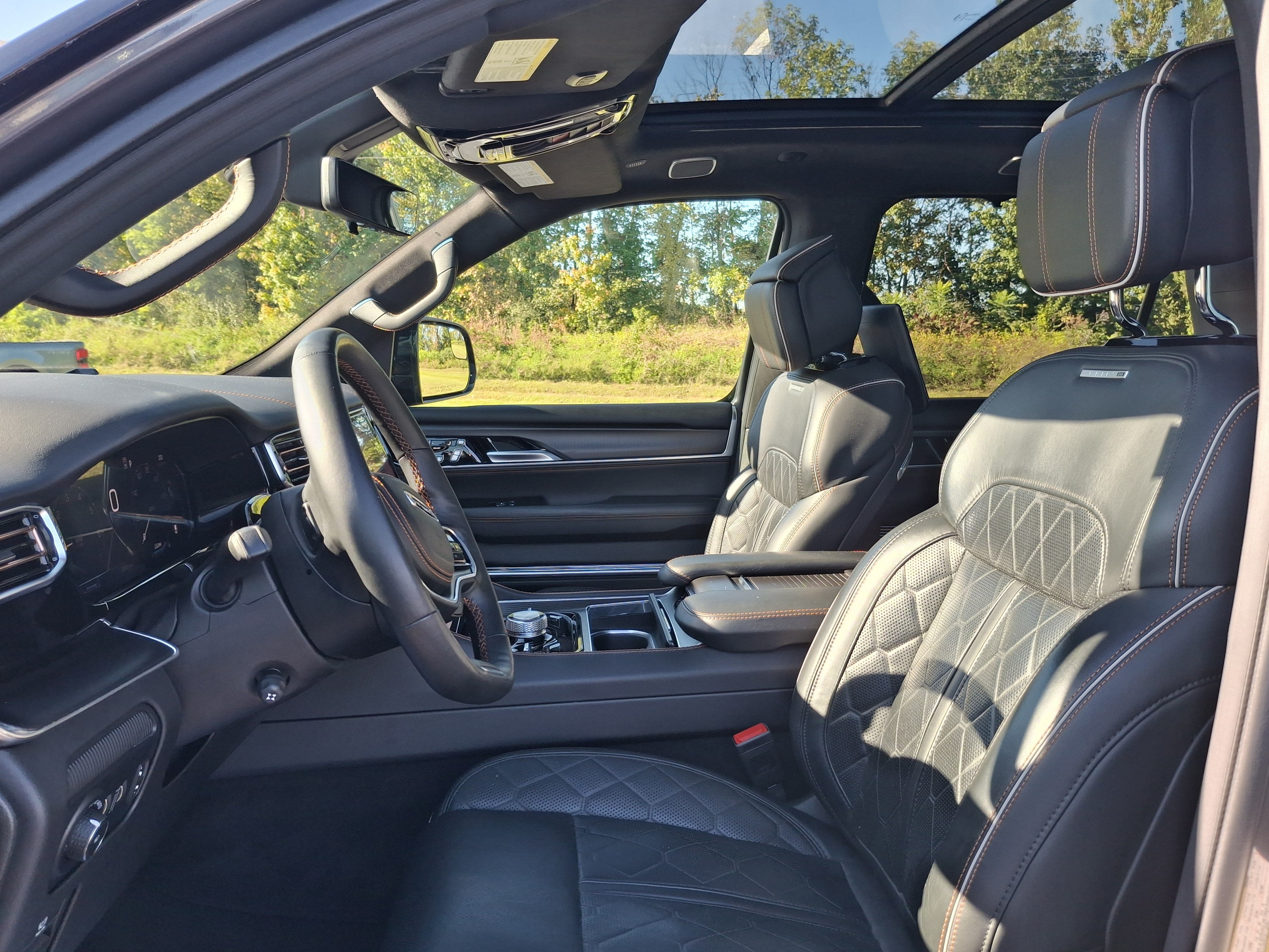2025 Jeep Grand Wagoneer Series III Obsidian