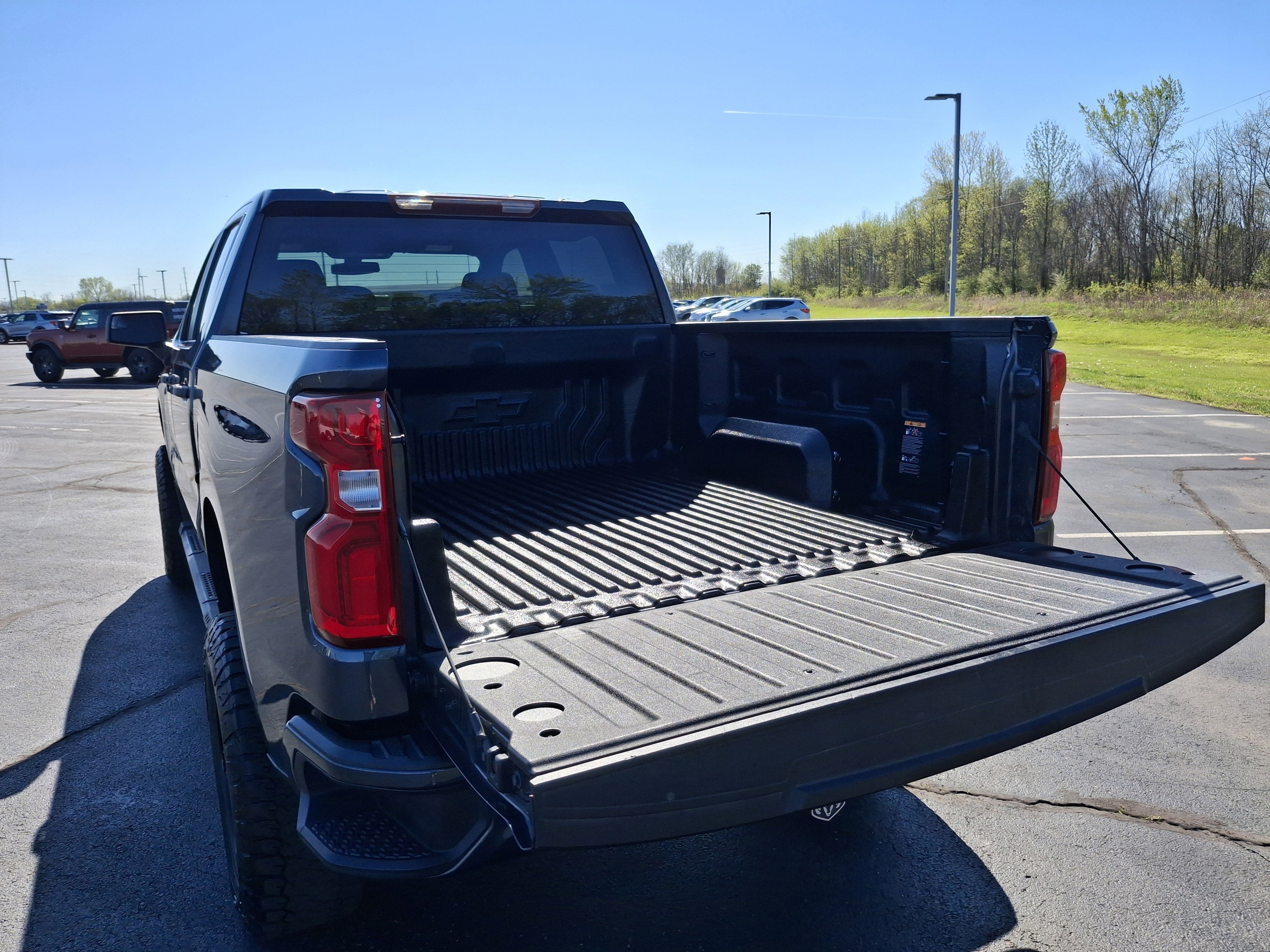 2022 Chevrolet Silverado 1500 LTD Custom