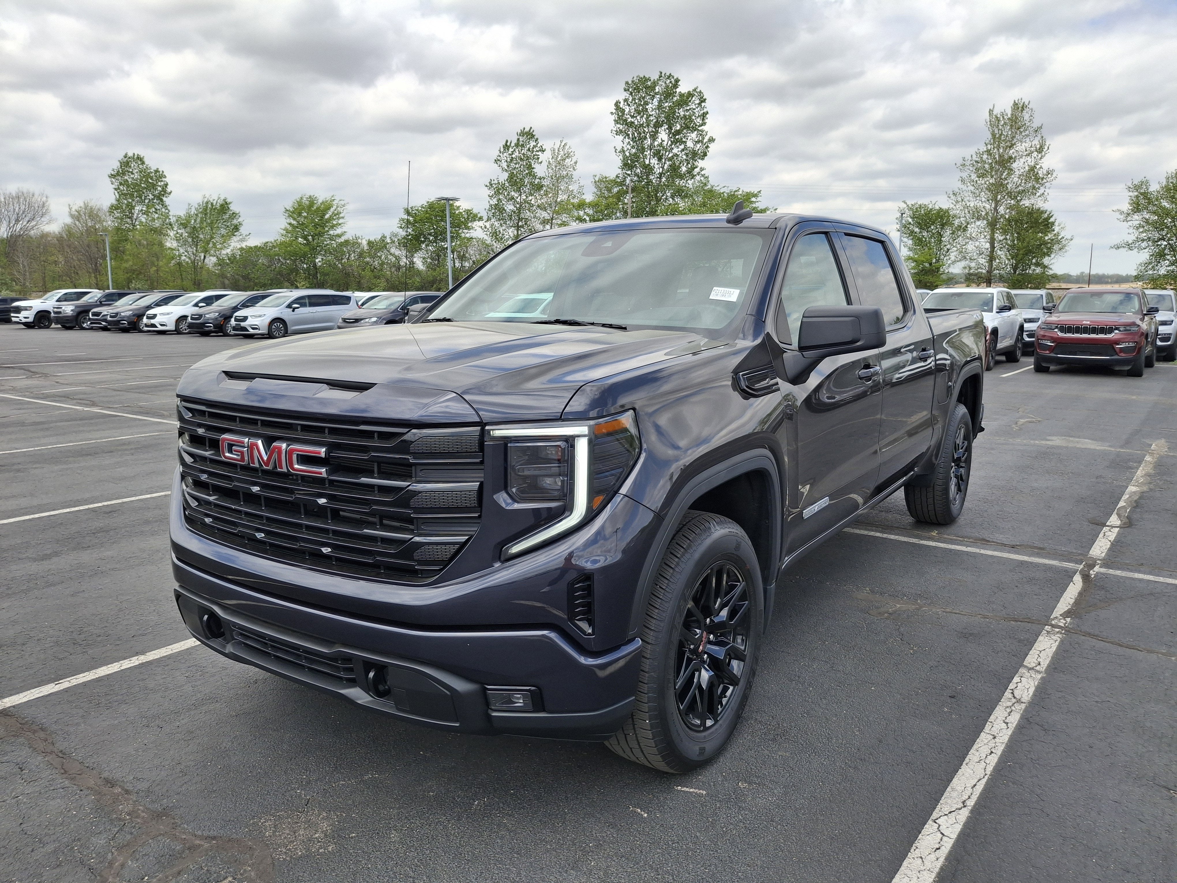 2023 GMC Sierra 1500 Elevation