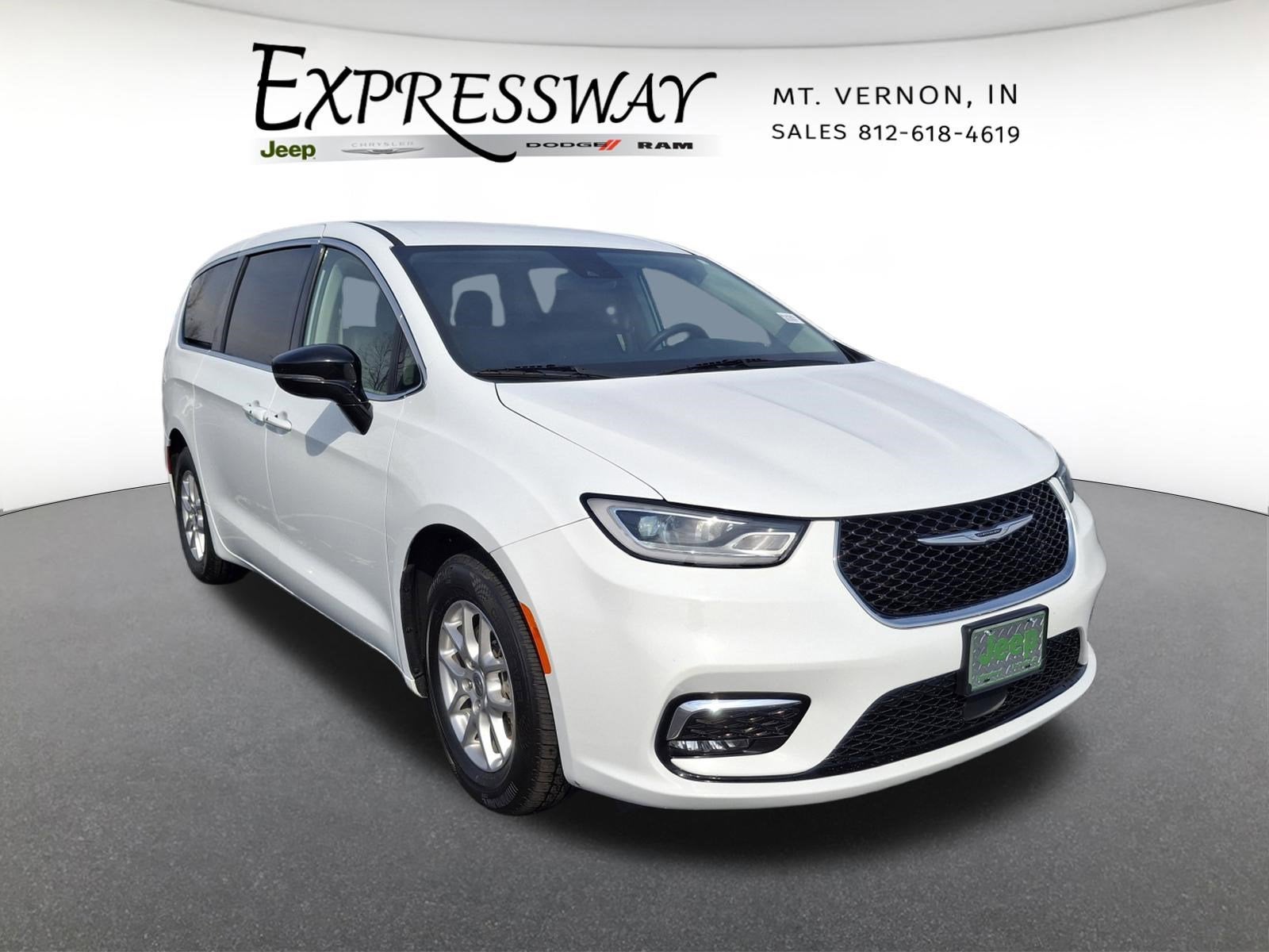 2024 Chrysler Pacifica Touring L