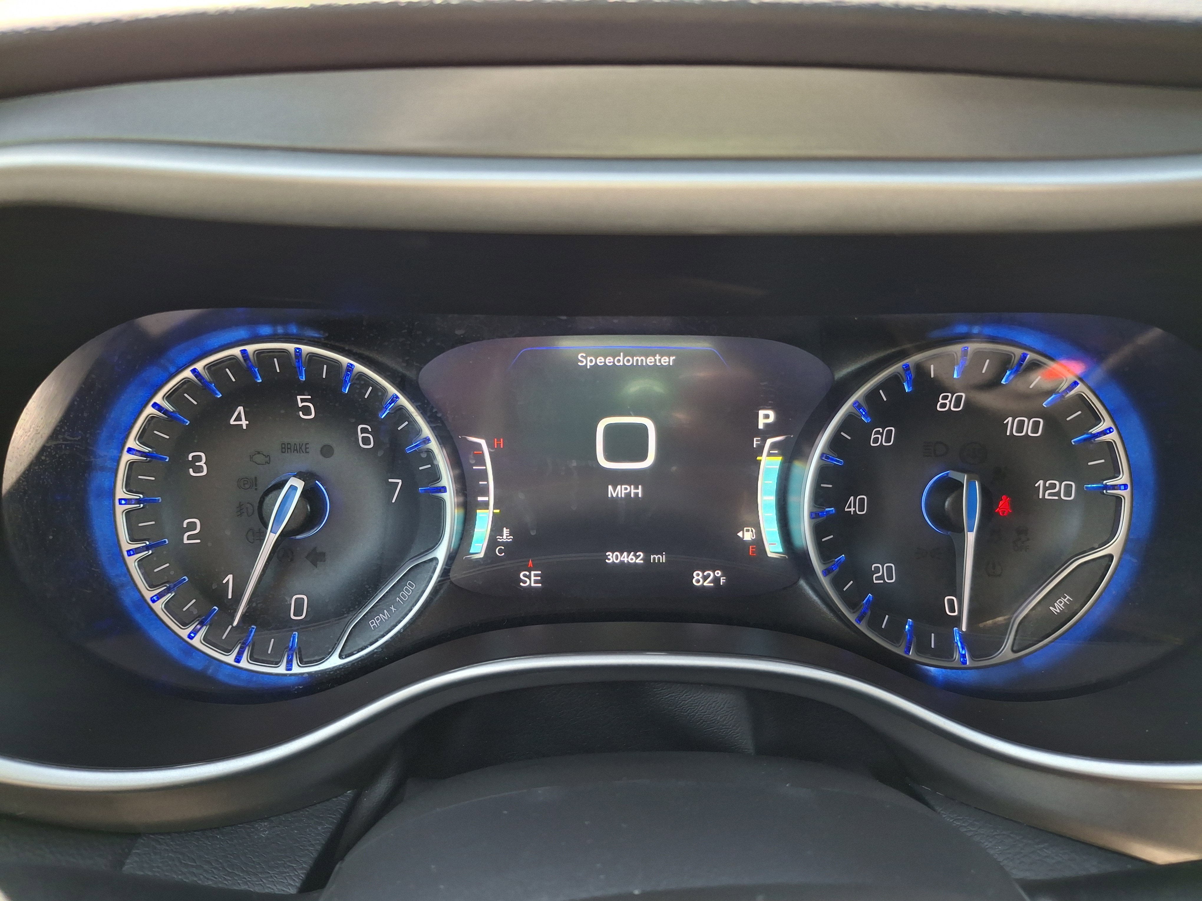 2025 Chrysler Pacifica Select