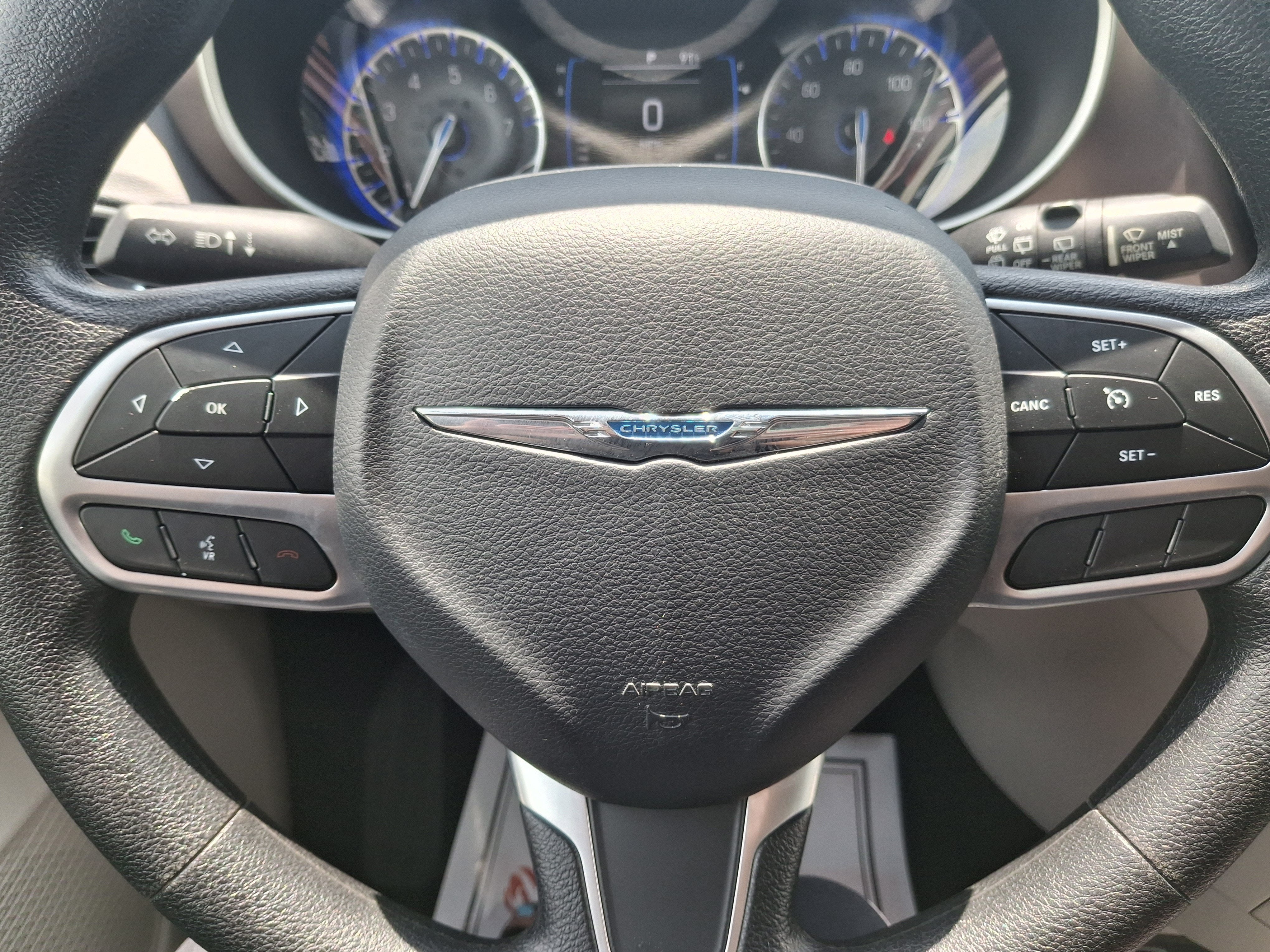 2020 Chrysler Voyager LXI
