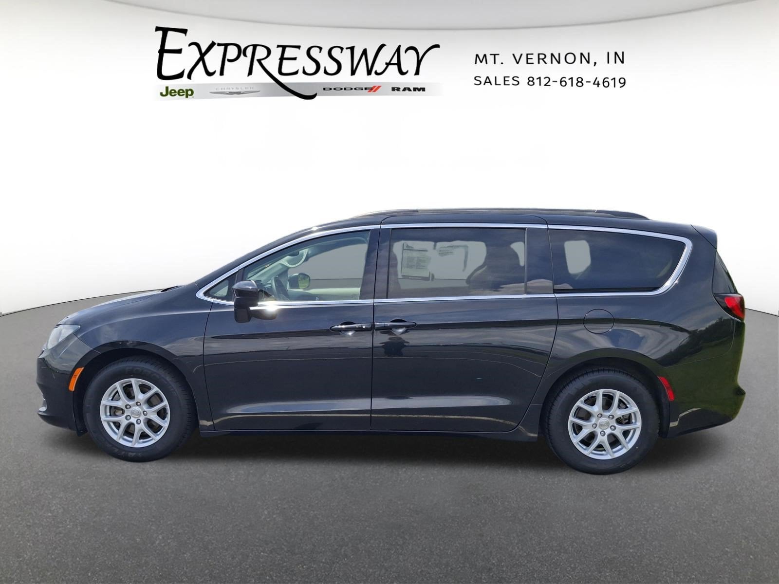 2020 Chrysler Voyager LXI
