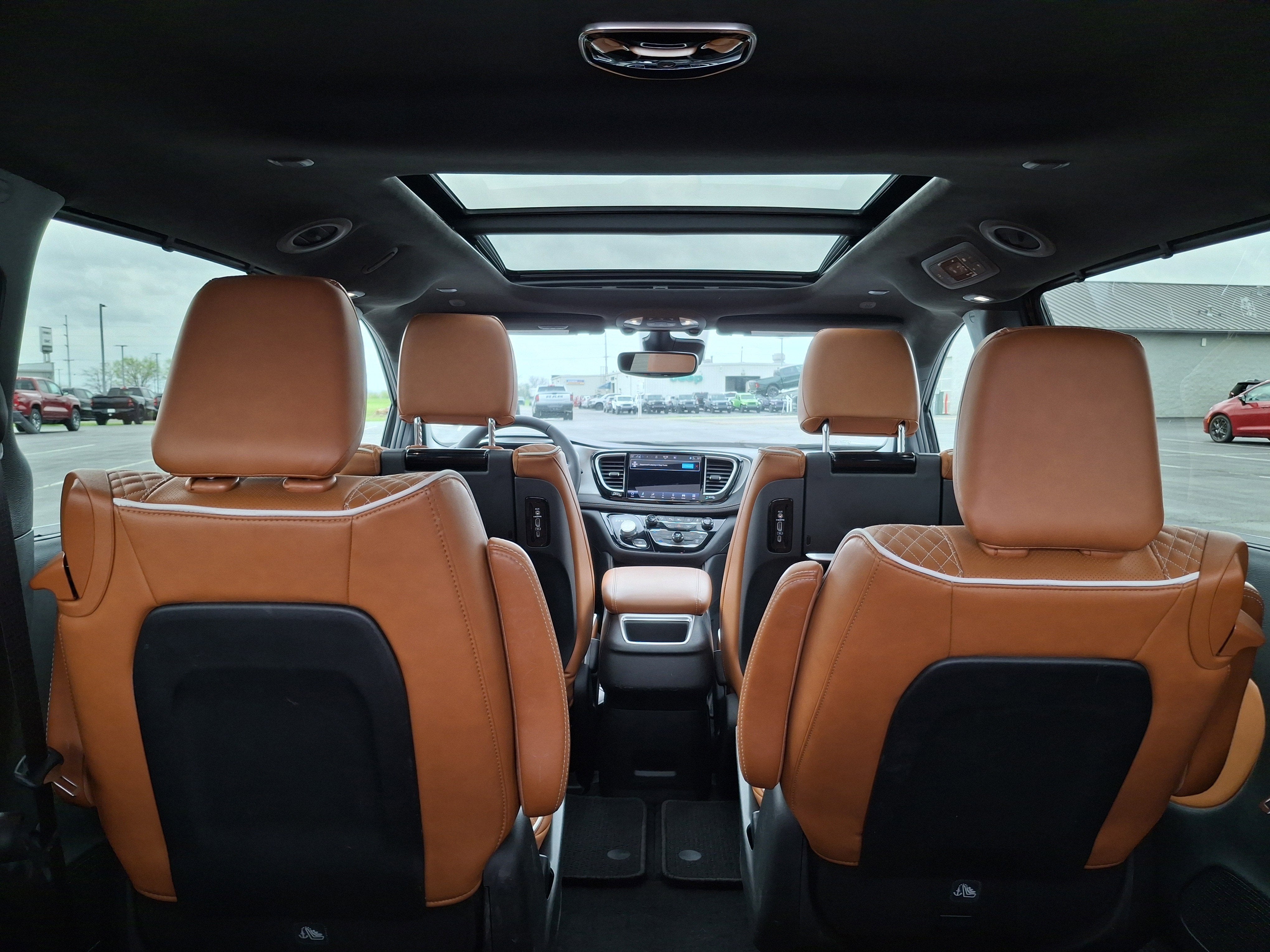 2025 Chrysler Pacifica Pinnacle