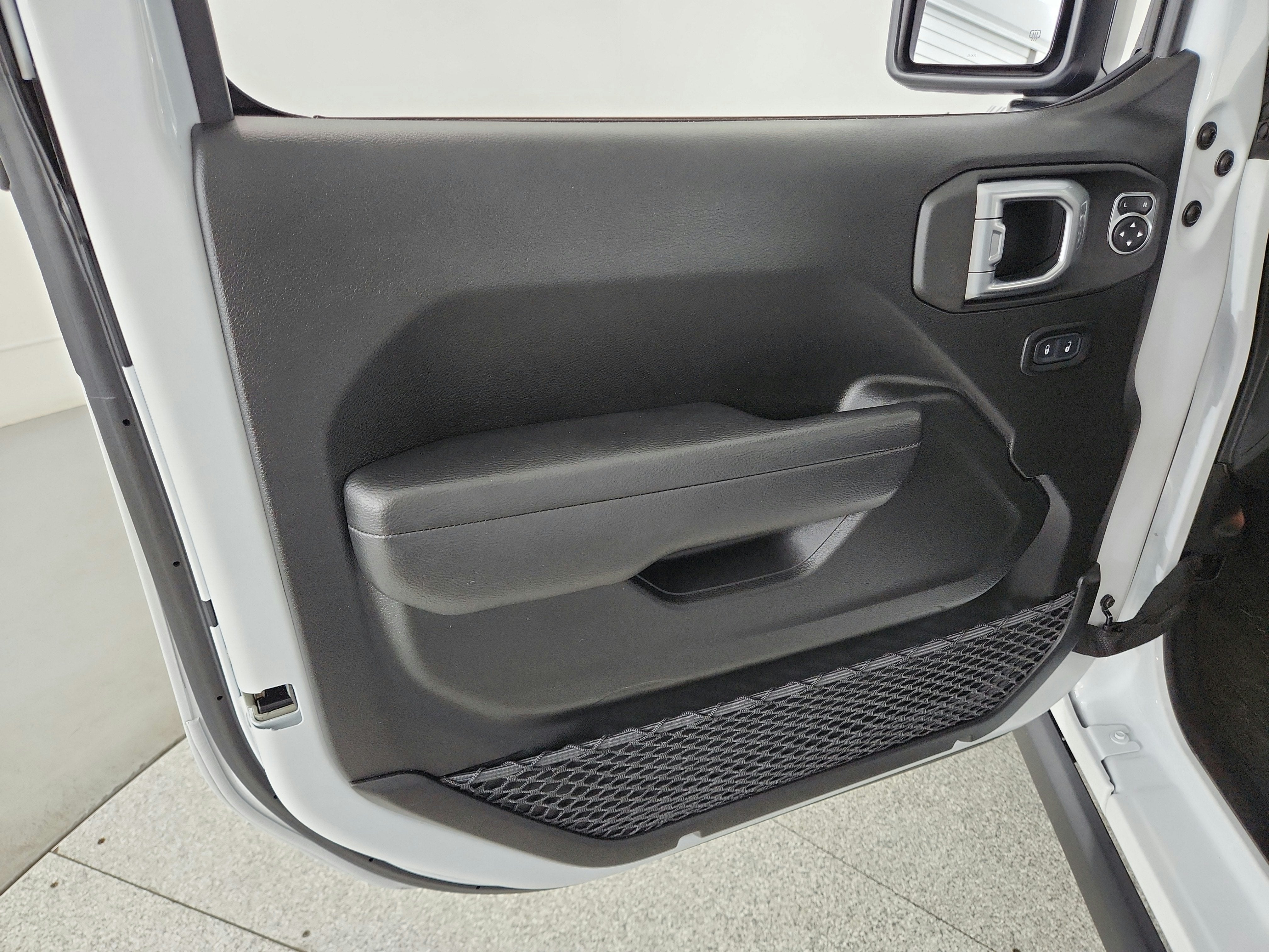 2023 Jeep Wrangler 4xe BASE